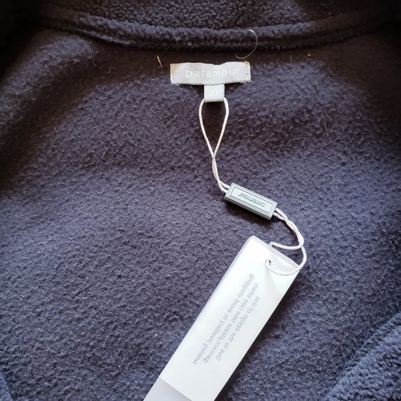 🔴 3/$40 Paramour Women's Fleece Vest with Embroidered Detail – Black - Picture 4 of 5